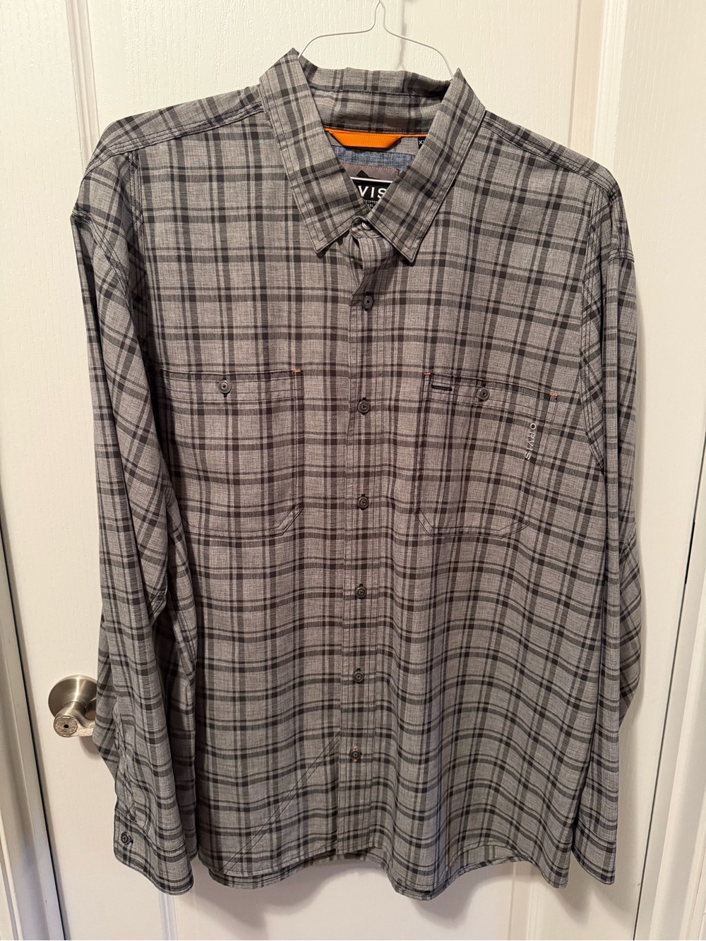 Orvis Gray Plaid Long Sleeve Casual Button-Down Shirt